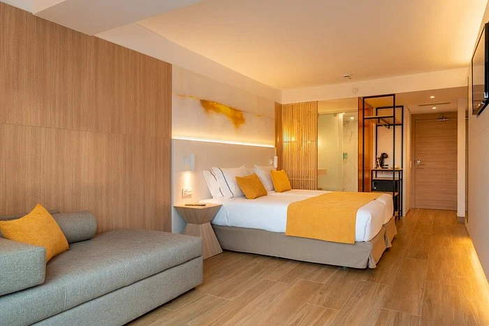 l-azure-hotel_3